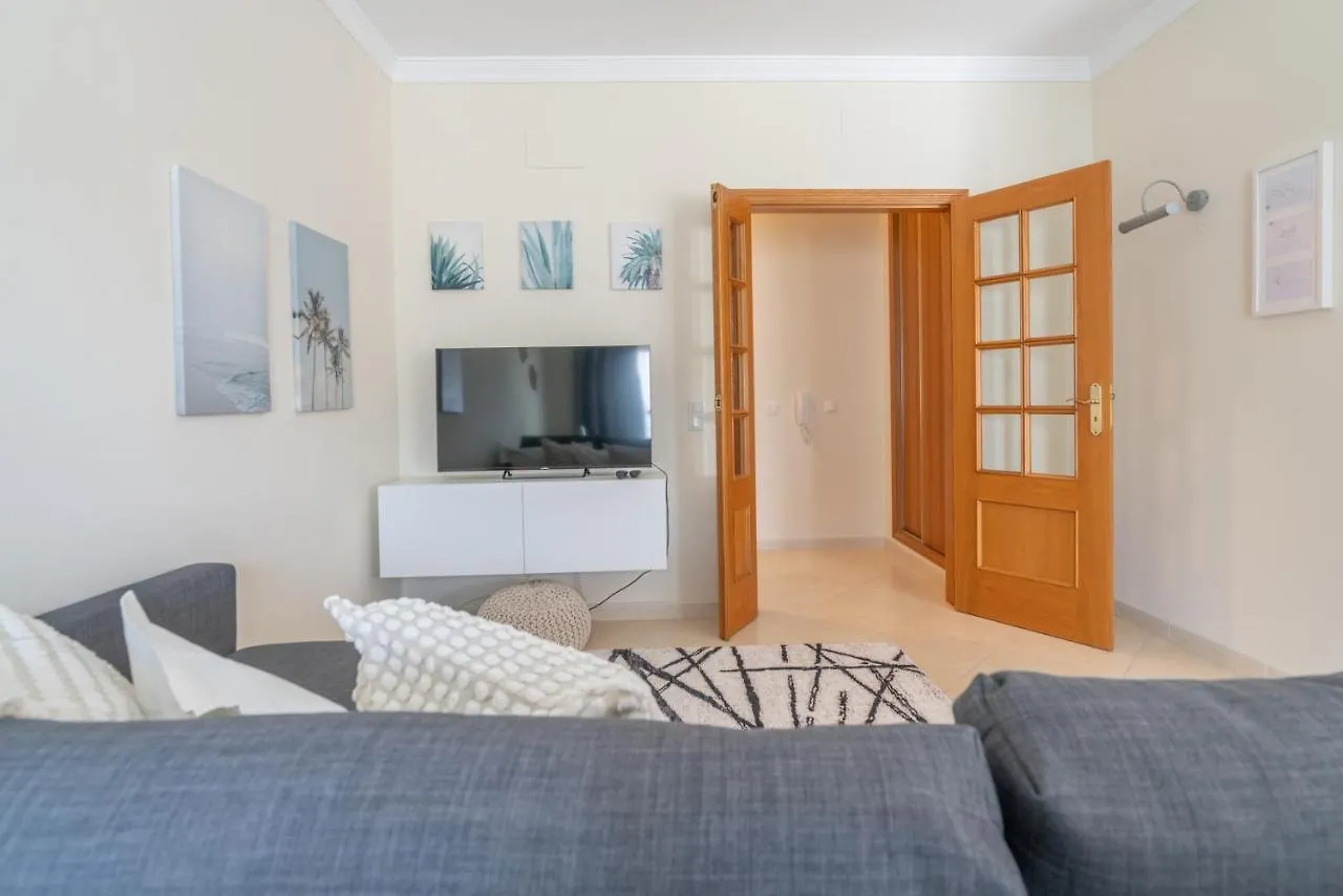 The Sunset 1 Bed Flat Short Walk Armacao Beach Armacao de Pera Portugal