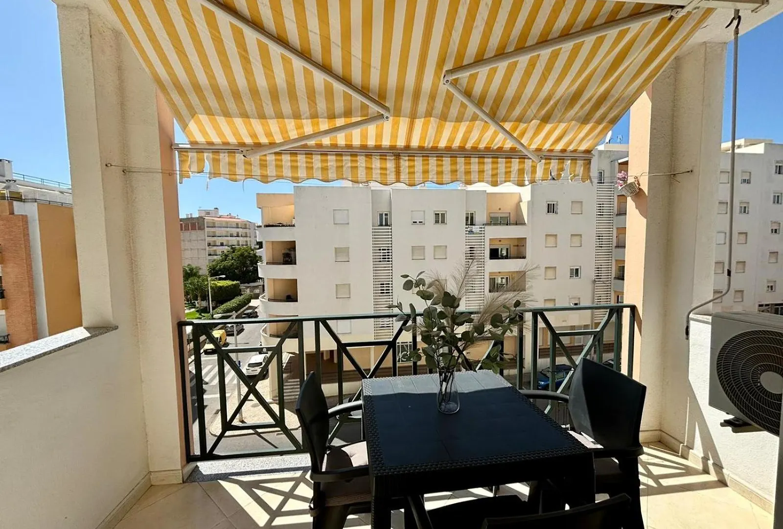 Apartment The Sunset 1 Bed Flat Short Walk Armacao Beach Armacao de Pera