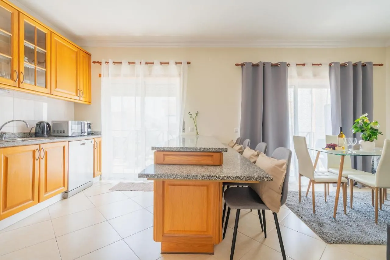 The Sunset 1 Bed Flat Short Walk Armacao Beach Armacao de Pera