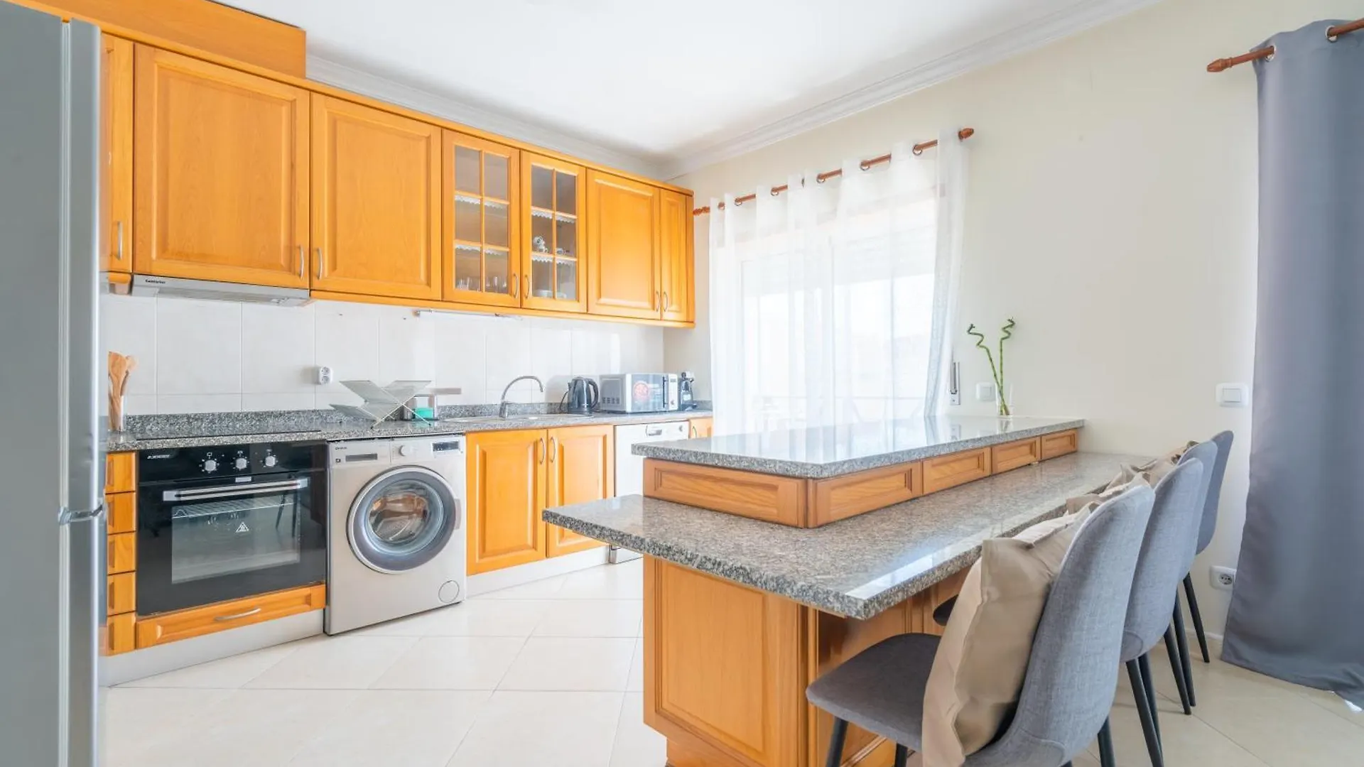 The Sunset 1 Bed Flat Short Walk Armacao Beach Armacao de Pera Portugal
